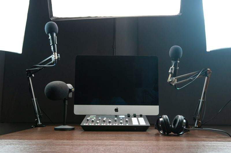 Einrichtung der Live-Event-Übertragung für eine Konferenz an mehreren Standorten